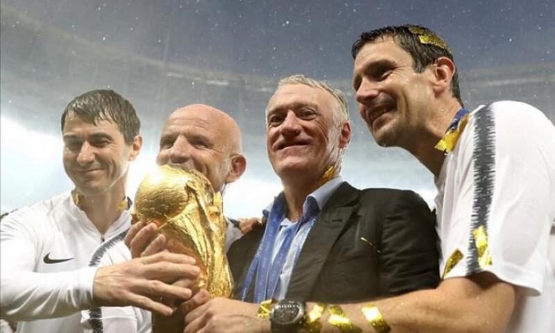 Didier Deschamps giành chức vô địch World Cup 2018 cùng tuyển Pháp