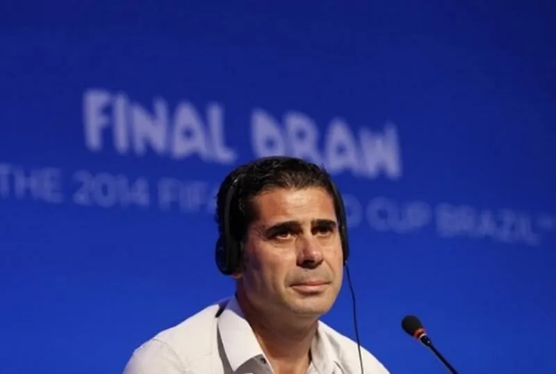 Fernando Hierro trong vai trò huấn luyện viên tại World Cup 2018 cùng đội tuyển Tây Ban Nha