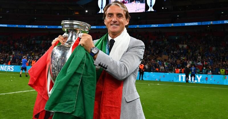 Roberto Mancini dẫn dắt đội tuyển Ả Rập Xê Út trong một giải đấu quan trọng tại châu Á