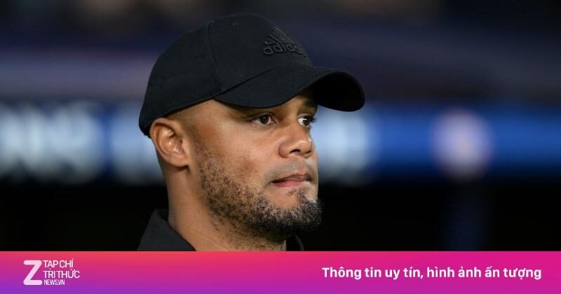 Vincent Kompany dẫn dắt Burnley trong trận đấu quan trọng, thể hiện khả năng điều chỉnh chiến thuật đúng thời điểm.